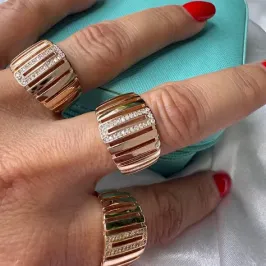 Anel 10 fios com Cravejado Zircônias - Banhado a Ouro 18K