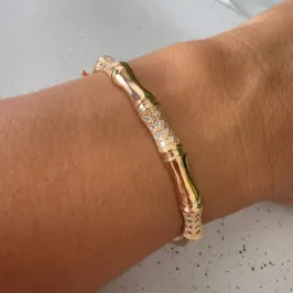 Bracelete Inspiração Joia Cravejado - Banhado a Ouro 18k
