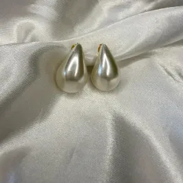 Brinco Gota Pérola (1º Furo) - Banhado a Ouro 18K