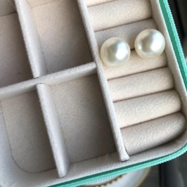 Brinco Grande Bola Pérola - Banhado a Ouro 18K