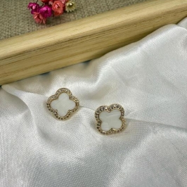Brinco Trevo com Zircônias OFF - Banhado a Ouro 18K
