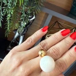 Anel Regulável com Esferas - Banhado em Verniz Italiano