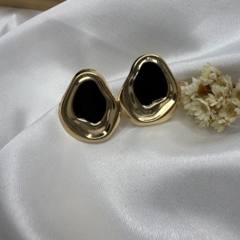 Brinco Orgânico com Resina Preto - Banhado em Ouro 18k