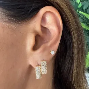 Argolinha Retangular 6 Fileiras Microzircônias - Banhado a Ouro 18K