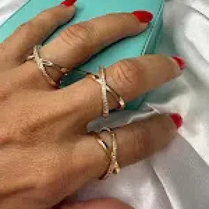 Anel X com Cravejado em Zircônias - Banhado a Ouro 18K