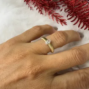 Anel Listrado Solitário  - Banhado a Ouro 18K