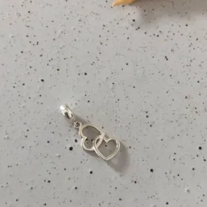 Berloque 2 Corações Entrelaçados - Prata 925