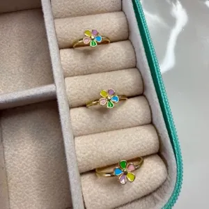Anel Infantil Flor Colorida Esmaltado - Banhado a Ouro 18K