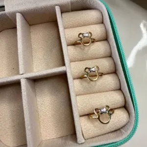 Anel Infantil Minnie - Banhado a Ouro 18K