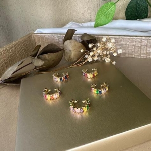 Piercing Fake Navetes Coloridos - Banhado a Ouro 18K