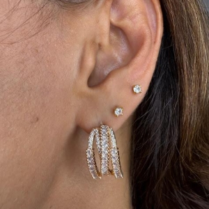 Brinco Meia Argola Trançada na frente - Banhado a Ouro 18K