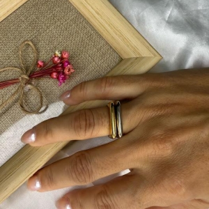 Anel Quadrado Liso  Ajustável - Banhado no Verniz Italiano