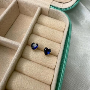 Brinco Ponto de Luz Coração Azul - Banhado a Ouro 18K