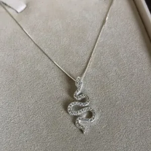 Colar Pingente de Cobra Cravejado Zircônias - Prata 925