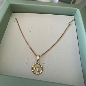 Colar Pingente Fé - Banhado a Ouro 18K