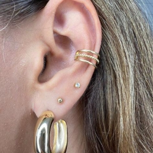 Piercing Fake com Linha de Bolinhas - Banhado a Ouro 18K