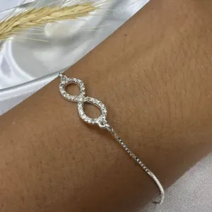 Pulseira Infinito Cravejado Microzircônias - Prata 925