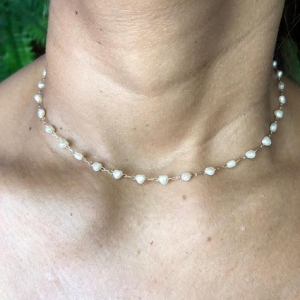 Choker de Pérolas com Formato de Coração - Banhado Ouro 18K