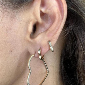 Argola Coração Fio Quadrado - Banhado a Ouro 18K