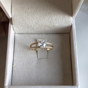 Anel Coração Cravejado com Aro Duplo - Banhado a Ouro 18K