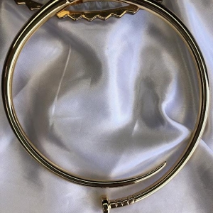 Choker Aro Ispiração Joia Prego - Banhado em Verniz Italiano