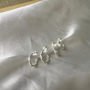 Duplinha de Argolas com Ponto de Luz - Prata 925