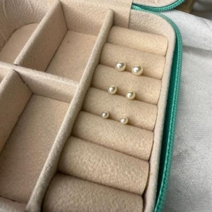 Trio de Bolinhas de Pérola - Banhado a Ouro 18K