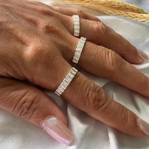 Anel Aparador com Cravejado de Zircônias (Und) - Prata 925