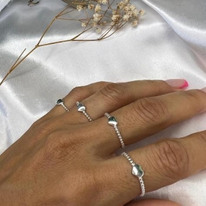 Anel Coração Liso com Lateral Bolinhas ( Und)- Prata 925