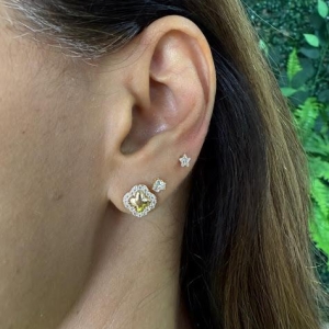 Brinco Trevo com Cravejado Zircônias - Banhado a Ouro 18k