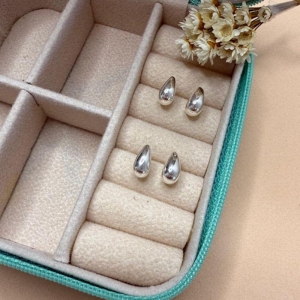 Brinco Gota P Lisa (und)- Prata 925