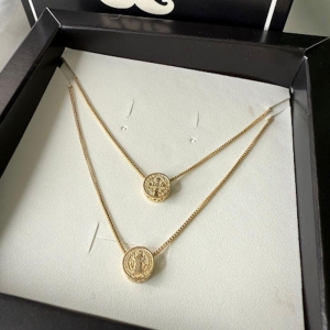 Escapulário São Bento - Banhado a Ouro 18k