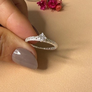 Anel Solitário Trama Vazado Pedra Zircônia - Prata925