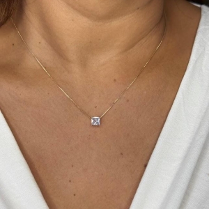 Colar Ponto De Luz Quadrado Zircônia - Banhado a Ouro 18k