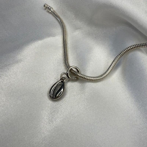 Berloque Búzios  Cor Envelhecida - Prata 925