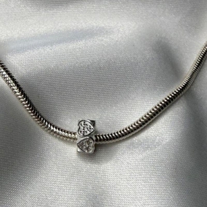 Berloque Separador Corações Cravejado Zircônias - Prata 925