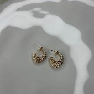 Brinco Semi Argola Trama Vazada - Banhado a Ouro 18k