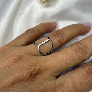 Anel Forma Geométrica com Textura - Banhado em Ródio