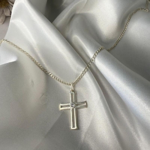 Pingente Crucifixo com Ponto de Luz Zircônias - Prata925