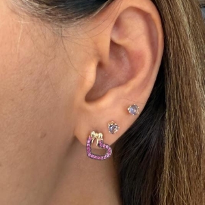 Brinco Coração Vazado Cravejado Zircônias Rosa e Lacinho (Par) - Banhado a Ouro 18k