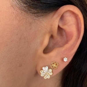 Brinco Trevo Cravejado (Par) - Banhado a Ouro 18K