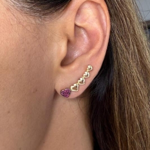 Brinco Ear Cuff de Corações Cravejado Zircônias Pink - Banhado a Ouro 18k