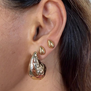 Brinco Gota com Textura - Banhado a Ouro 18k