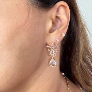 Brinco com Gotas de Zircônia - Banhado a ouro 18k
