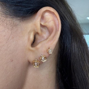 Brinco Trio de Coroa com Zircônias - Banhado a Ouro 18k