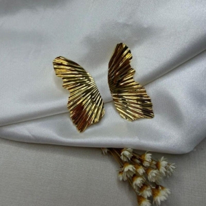 Brinco Estilo Asa de Borboleta Flor - Banhado a Ouro 18K