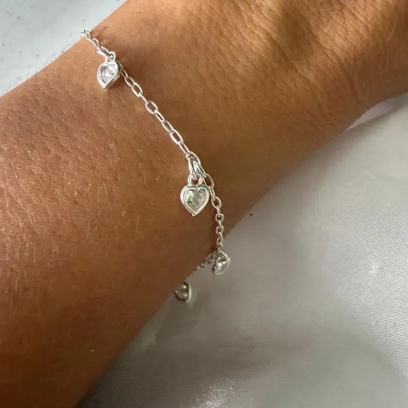 Pulseira Corações Pendurados Zircônias - Prata 925