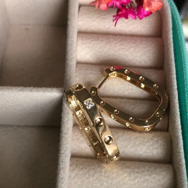 Brinco Argola Quadrada Inspiração Joia G - Banhado a Ouro 18K