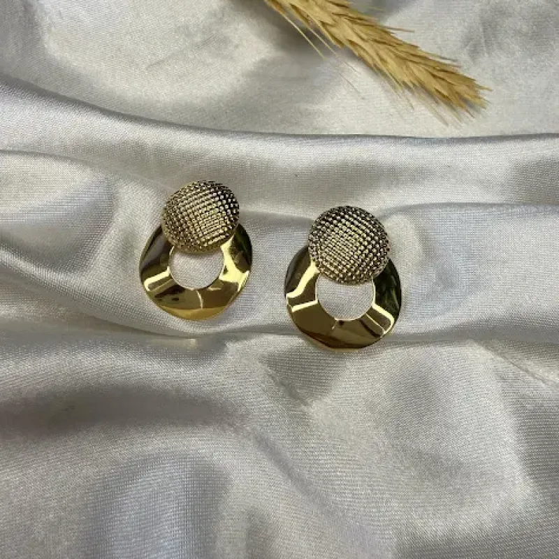Brinco de Círculos Trabalhado - Banhado a Ouro 18K