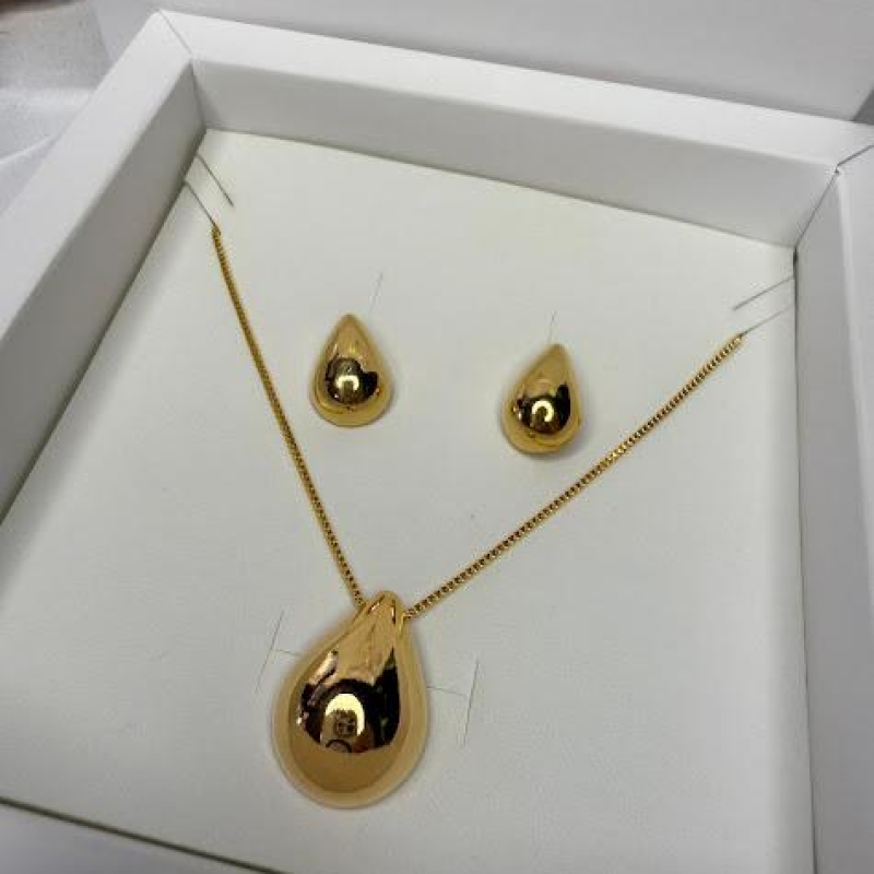 onjunto Colar e Brinco Gota Liso - Banhado a Ouro 18k